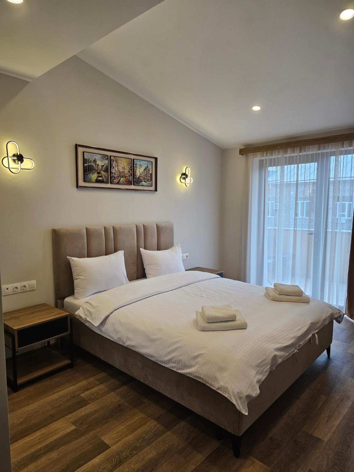 Hotel Avenue 30 Yerevan Exterior foto
